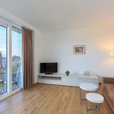 Bellavista - By Impero House *