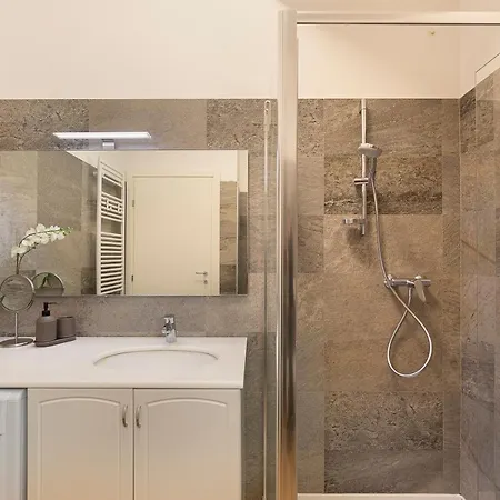 Bellavista - By Impero House * Levo