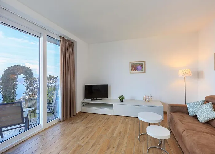 Bellavista - By Impero House *